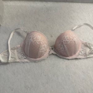 💕 BETSEY JOHNSON Intimates lace push-up bra, SIZE 32D